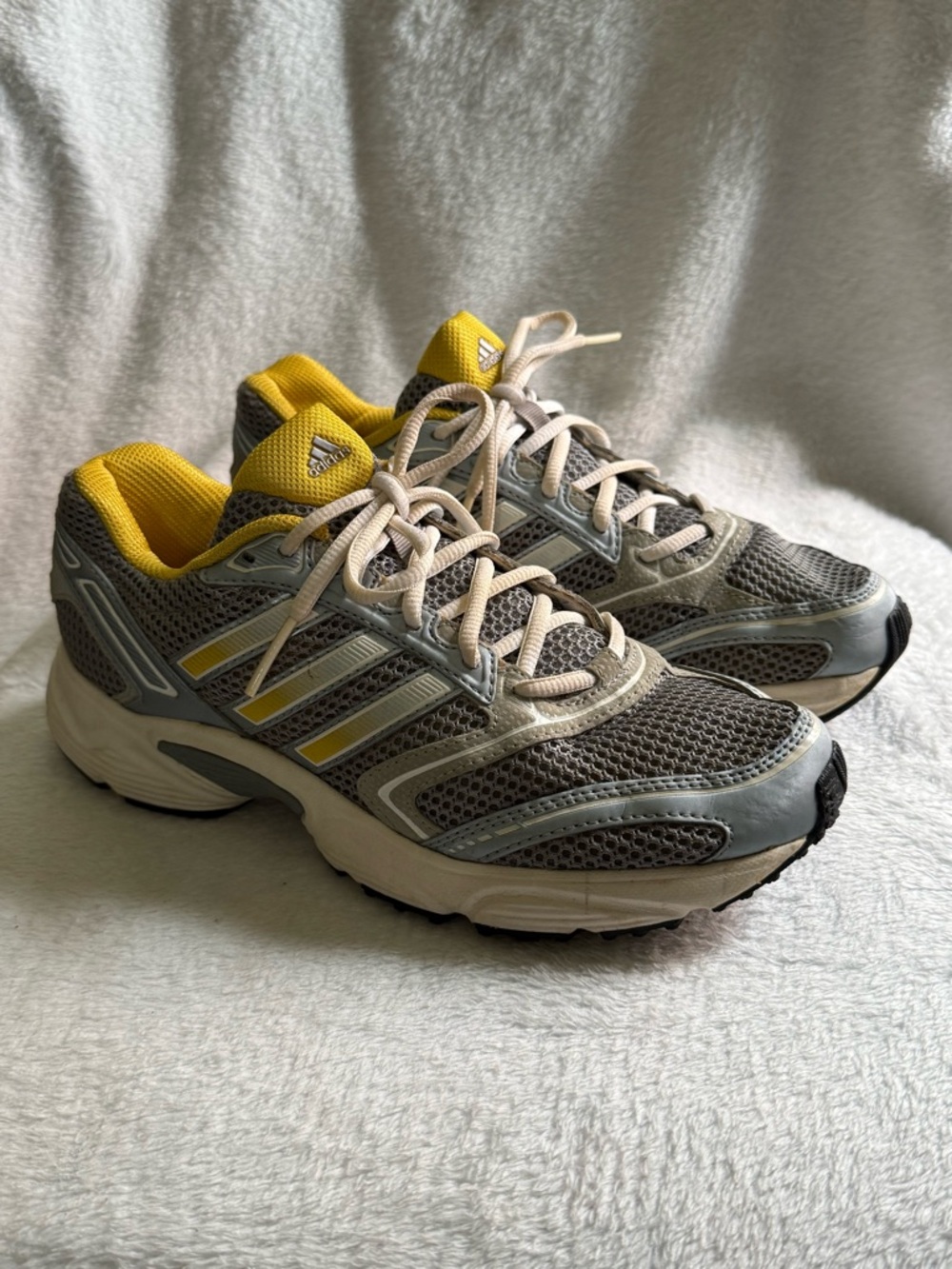 Adidas Grey and‎ Yellow Mesh Running Sneakers 7 Women's